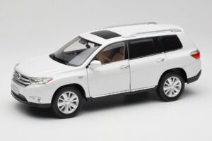 Toyota Highlander XU40 Branco Paudi Model 1:18 2043612-W1 Metal