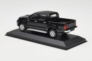 Toyota Hilux Preto Minichamps 1:43 400166662 Metal - imagem 3 de 4