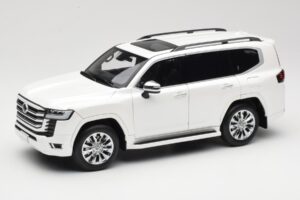 Toyota Land Cruiser J300 ZX Branco LCD 1:18 LCD18013-ZX-WH Metal