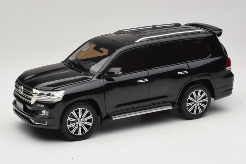 Toyota Land Cruiser LC200 Preto Kengfai 1:18 KF024-13 Metal