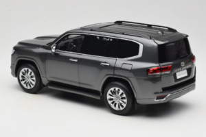 Toyota Land Cruiser LC300 ZX Cinzento LCD 1:18 LCD18013-ZX-GR Metal - imagem 7 de 8