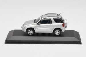 Toyota RAV4 XA20 Prateado Interior Claro Minichamps 1:43 31434205 Metal