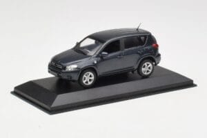 Toyota RAV4 XA30 Cinzento Minichamps 1:43 TOYOTA002 Metal - imagem 2 de 4