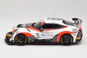 Toyota Supra A90 GT4 #9 E. Cheli / E. Joulie FFSA GT4 France 2020 Otto 1:18 OT1122 Resina - imagem 3 de 6