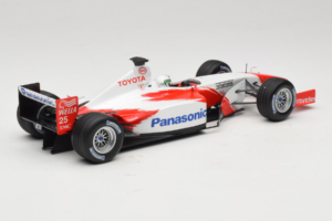 Toyota TF102 #25 A. McNish Panasonic Toyota Racing Showcar 2002 Minichamps 1:18 103020075 Metal - imagem 2 de 6
