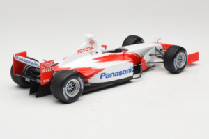 Toyota TF102 Panasonic F1 Showcar 2002 Minichamps 1:18 100020174 Metal - imagem 2 de 6