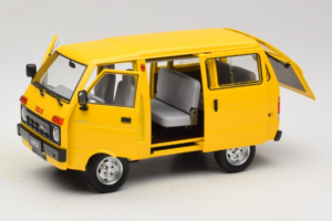 Toyota TJ110 Tianjin Huali Amarelo OEM 1:18 TOYOTA014 Metal - imagem 2 de 8