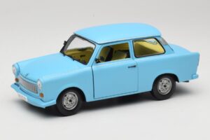 Trabant 601 Azul Sun Star 1:18 4290 Metal