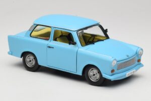 Trabant 601 Azul Sun Star 1:18 4290 Metal - imagem 6 de 8
