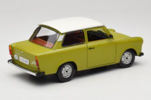 Trabant 601 Verde Sun Star 1:18 4289 Metal - imagem 3 de 8