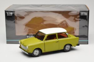 Trabant 601 Verde Sun Star 1:18 4289 Metal - imagem 8 de 8
