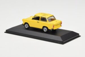 Trabant 601S Amarelo 1st EP Sample Minichamps 1:43 400014001 Metal - imagem 3 de 4