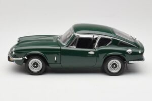Triumph GT6 Mk3 Verde Sun Star 1:18 1055 Metal - imagem 4 de 8
