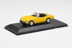Triumph Spitfire 1500 Amarelo Minichamps 1:43 400132531 Metal - imagem 2 de 4