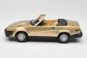 Triumph TR7 DHC Dourado BoS Models 1:18 BOS221 Resina - imagem 3 de 6