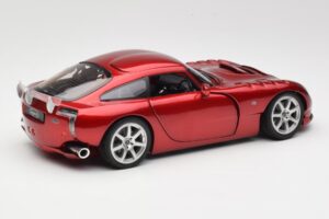 TVR Sagaris Vermelho Revell 1:18 08816 Metal - imagem 3 de 8