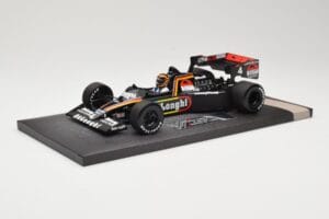 Tyrrell Ford 012 #3 S. Bellof British GP 1984 Minichamps 1:18 117840504 Metal - imagem 2 de 6