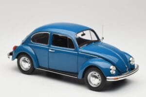 Volkswagen 1200 Azul Minichamps 1:18 150057104 Metal - imagem 6 de 8