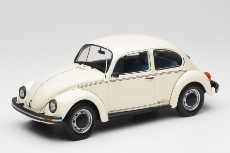 Volkswagen 1200 Jeans Bug Branco Minichamps 1:18 150057101 Metal