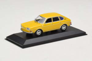 Volkswagen 411 Amarelo Minichamps 1:43 VW005 Metal - imagem 2 de 4