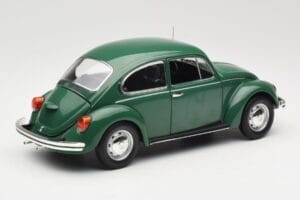Volkswagen Beetle 1200 Verde Minichamps 1:18 150057105 Metal - imagem 3 de 8
