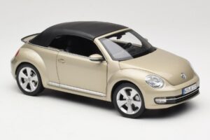 Volkswagen Beetle A5 Cabriolet Cinzento Kyosho 1:18 5C3099302P7W Metal - imagem 6 de 8