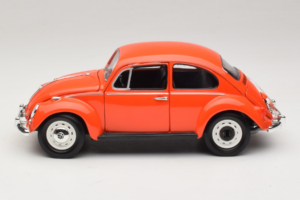 Volkswagen Beetle Laranja Gremlins Movie Greenlight 1:18 12985 Metal - imagem 4 de 8