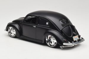 Volkswagen Beetle Type 1 Preto Maisto 1:18 31018 Metal - imagem 7 de 8