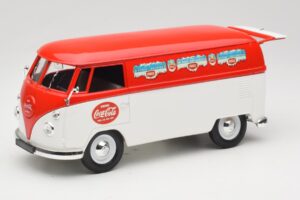 Volkswagen T1 Combi Coca-Cola Solido 1:18 9512 Metal - imagem 2 de 8