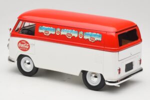 Volkswagen T1 Combi Coca-Cola Solido 1:18 9512 Metal - imagem 7 de 8