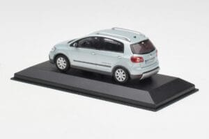 Volkswagen Cross Golf Mk5 Prateado Minichamps 1:43 GOLF003 Metal - imagem 3 de 4