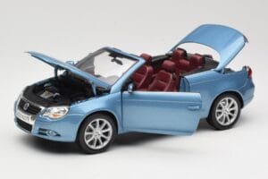 Volkswagen Eos Azul Norev 1:18 188422 Metal - imagem 2 de 8