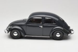 Volkswagen Export Sedan Cinzento Verde Solido 1:18 SVW001 Metal - imagem 4 de 8