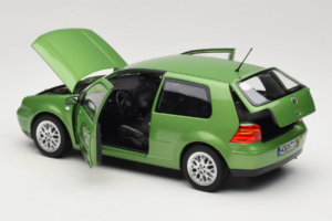 Volkswagen Golf GTI Mk4 Verde Metallic Norev 1:18 188571 Metal - imagem 5 de 8