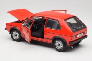 Volkswagen Golf GTI Mk1 Vermelho Solido 1:18 8166 Metal - imagem 5 de 8