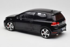 Volkswagen Golf GTI Mk6 Preto Norev 1:18 188502 Metal - imagem 7 de 8