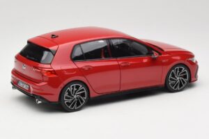 Volkswagen Golf GTI Mk8 Tornado Red Norev 1:18 188595 Metal - imagem 3 de 8