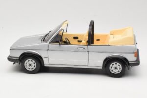 Volkswagen Golf Mk1 Cabriolet Prateado Sun Star 1:18 VW004 Metal - imagem 4 de 8
