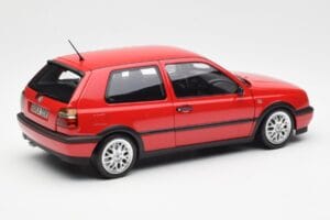 Volkswagen Golf Mk3 GTI Flash Red Norev 1:18 188418 Metal - imagem 3 de 8