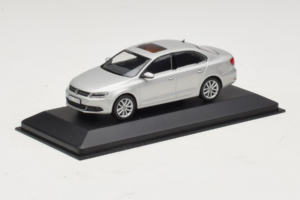 Volkswagen Jetta Mk6 Prata Minichamps 1:43 JETTA002 Metal - imagem 2 de 4