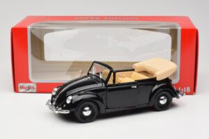 Volkswagen Carocha Cabriolet Preto Maisto 1:18 37800-M6 Metal - imagem 8 de 8