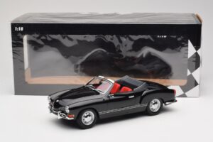 Volkswagen Karmann Ghia Cabriolet Preto Minichamps 1:18 155054031 Metal - imagem 6 de 6