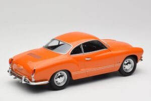 Volkswagen Karmann Ghia Laranja Minichamps 1:18 155054020 Metal - imagem 2 de 6