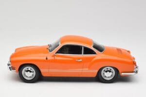 Volkswagen Karmann Ghia Laranja Minichamps 1:18 155054020 Metal - imagem 3 de 6