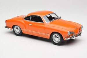 Volkswagen Karmann Ghia Laranja Minichamps 1:18 155054020 Metal - imagem 4 de 6