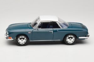 Volkswagen Karmann Ghia Type 34 1500 Sea Blue Norev 1:18 188646 Metal - imagem 4 de 8