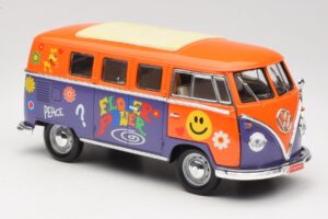 Volkswagen Microbus T1 Flower Power Road Signature 1:18 92329 Metal - imagem 6 de 8