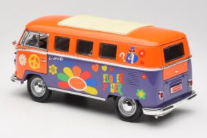 Volkswagen Microbus T1 Flower Power Road Signature 1:18 92329 Metal - imagem 7 de 8