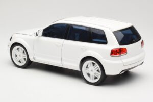 Volkswagen P24 By Parotech Branco Norev 1:18 188464 Metal - imagem 7 de 8