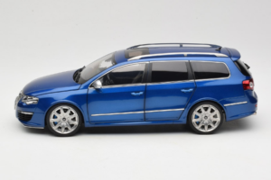 Volkswagen Passat B6 R36 Variant Azul NZG 1:18 KF044 Metal - imagem 5 de 9